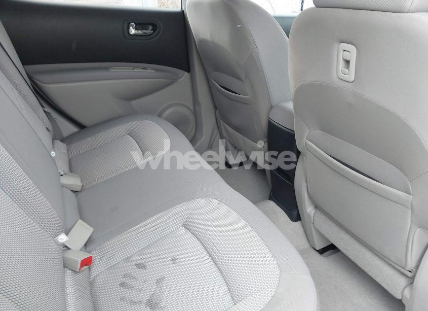 Photo 8 of 2012 Nissan Rogue SV (VIN JN8AS5MT8CW300682)