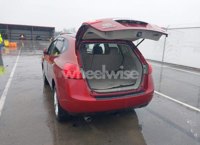 Photo 3 of 2013 Nissan Rogue SV (VIN JN8AS5MT8DW031164)