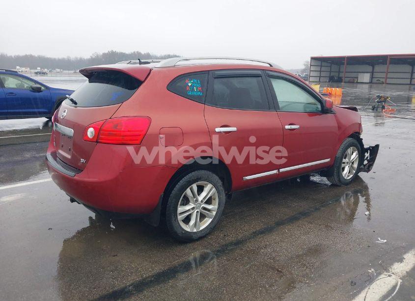 Photo 4 of 2013 Nissan Rogue SV (VIN JN8AS5MT8DW031164)