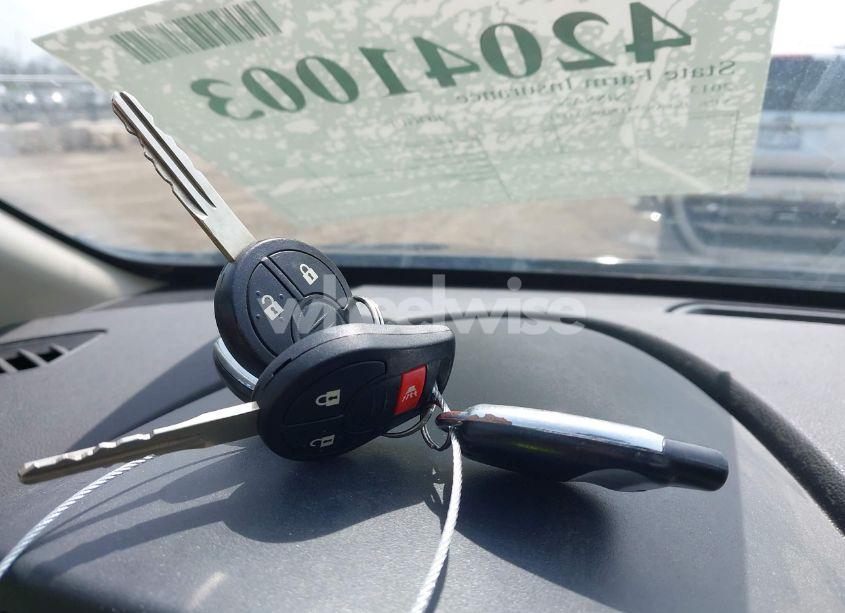 Photo 11 of 2013 Nissan Rogue S (VIN JN8AS5MT8DW034131)