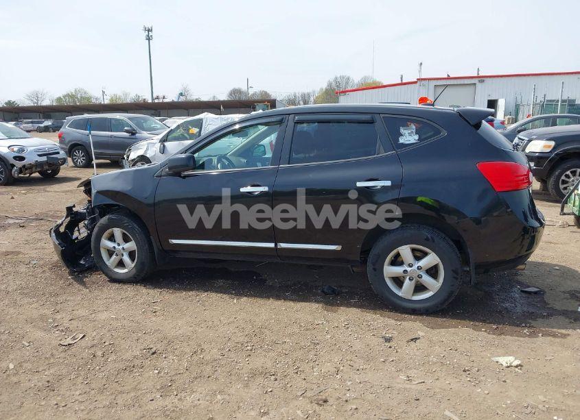 Photo 15 of 2013 Nissan Rogue S (VIN JN8AS5MT8DW034131)