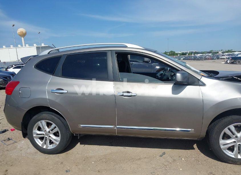 Photo 14 of 2013 Nissan Rogue SV (VIN JN8AS5MT8DW514928)