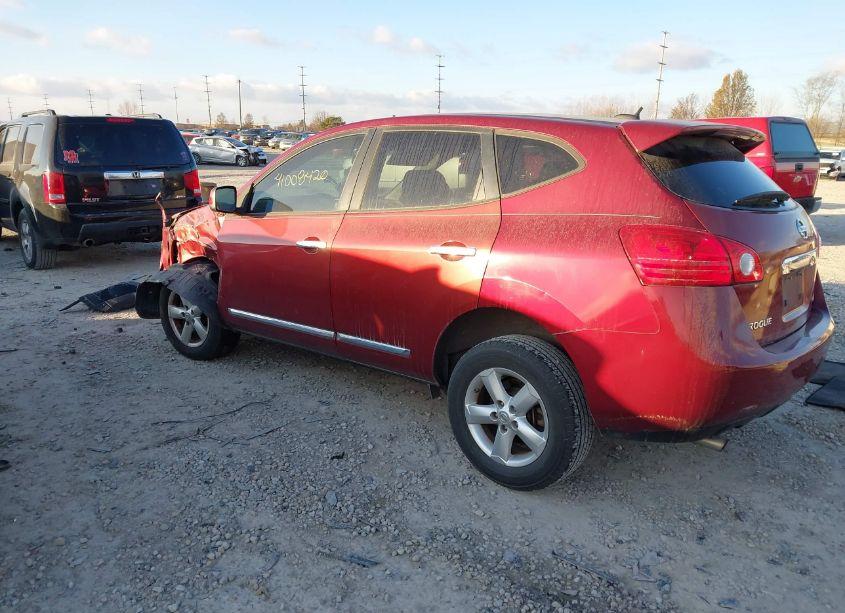 Photo 3 of 2013 Nissan Rogue S (VIN JN8AS5MT8DW526531)