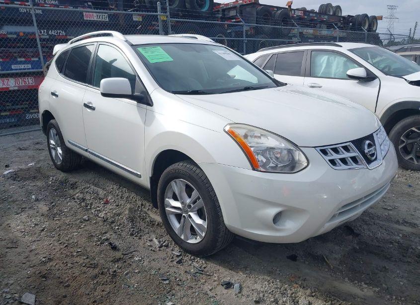 2013 Nissan Rogue SV (VIN JN8AS5MT8DW545676) main photo