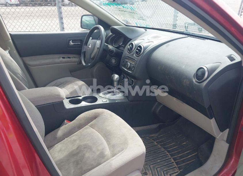 Photo 5 of 2014 Nissan Rogue SELECT S (VIN JN8AS5MT8EW608244)