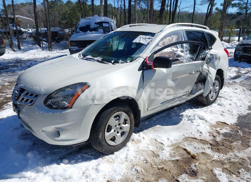 Photo 2 of 2014 Nissan Rogue SELECT S (VIN JN8AS5MT8EW610348)