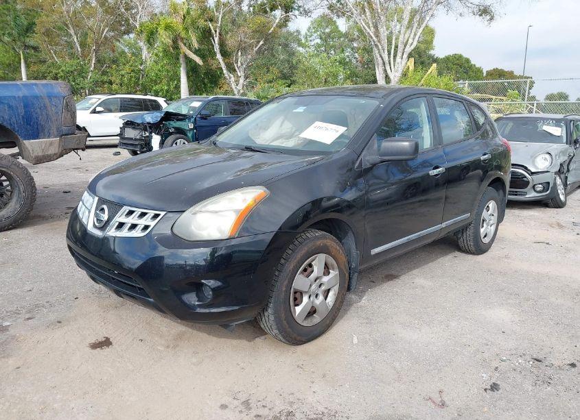 Photo 2 of 2014 Nissan Rogue SELECT S (VIN JN8AS5MT8EW617851)