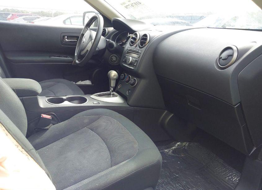 Photo 5 of 2014 Nissan Rogue SELECT S (VIN JN8AS5MT8EW617851)