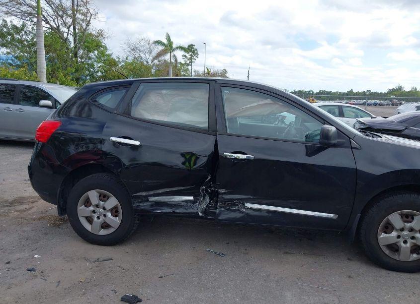 Photo 6 of 2014 Nissan Rogue SELECT S (VIN JN8AS5MT8EW617851)