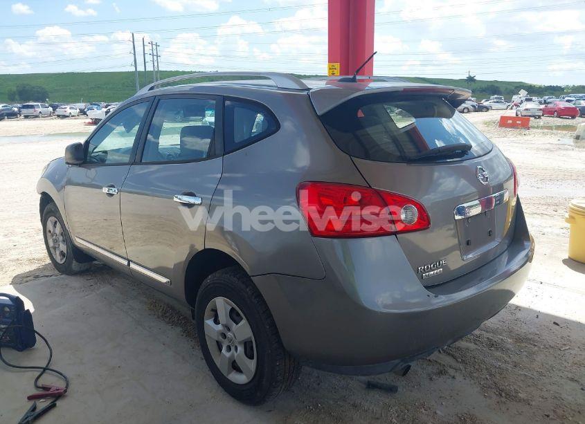 Photo 3 of 2014 Nissan Rogue SELECT S (VIN JN8AS5MT8EW622063)