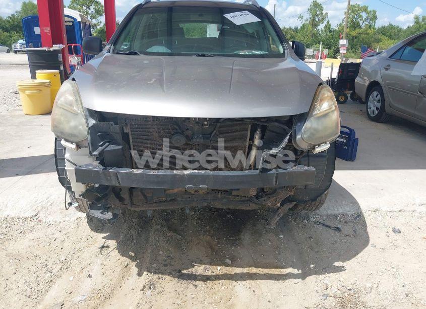 Photo 6 of 2014 Nissan Rogue SELECT S (VIN JN8AS5MT8EW622063)