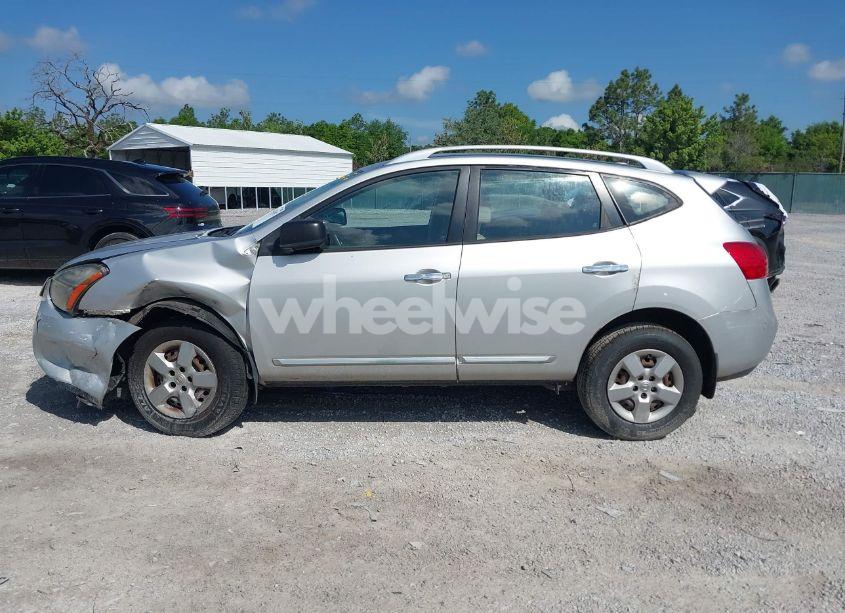 Photo 14 of 2014 Nissan Rogue SELECT S (VIN JN8AS5MT8EW622130)