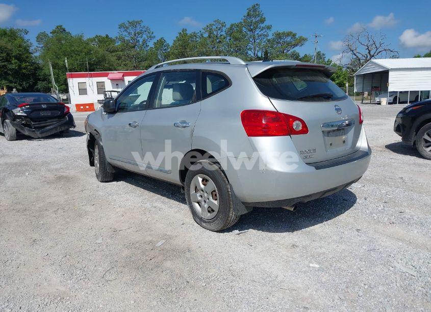 Photo 3 of 2014 Nissan Rogue SELECT S (VIN JN8AS5MT8EW622130)