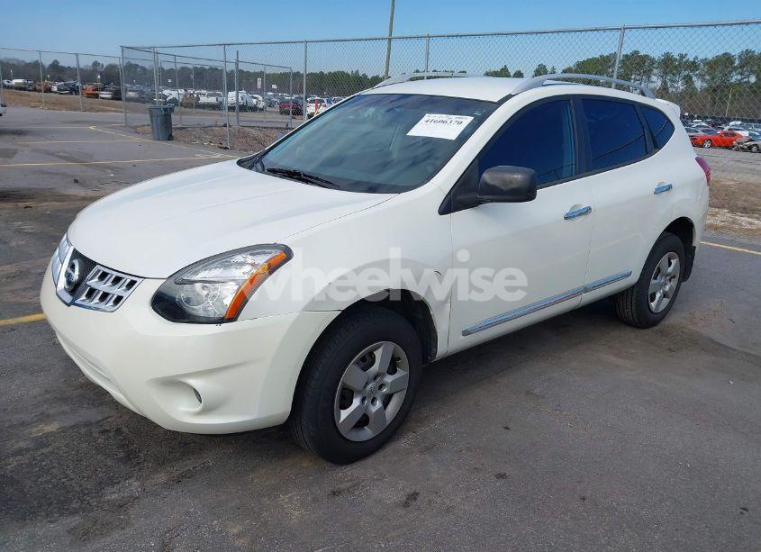 Photo 2 of 2015 Nissan Rogue SELECT S (VIN JN8AS5MT8FW150965)