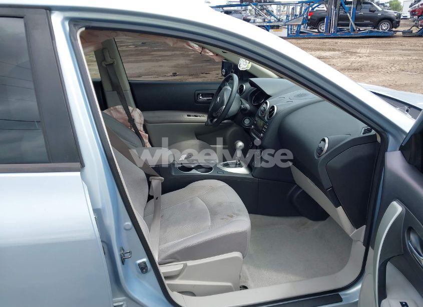 Photo 5 of 2015 Nissan Rogue SELECT S (VIN JN8AS5MT8FW161965)