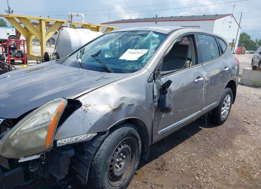 Photo 6 of 2015 Nissan Rogue SELECT S (VIN JN8AS5MT8FW163926)