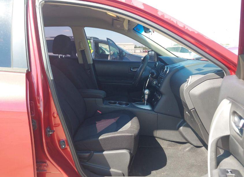 Photo 5 of 2015 Nissan Rogue SELECT S (VIN JN8AS5MT8FW659745)