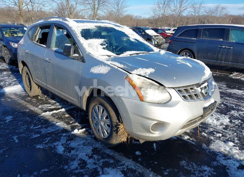 2015 Nissan Rogue SELECT S (VIN JN8AS5MT8FW661835) main photo