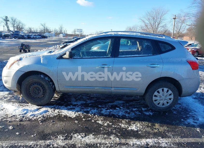 Photo 14 of 2015 Nissan Rogue SELECT S (VIN JN8AS5MT8FW661835)