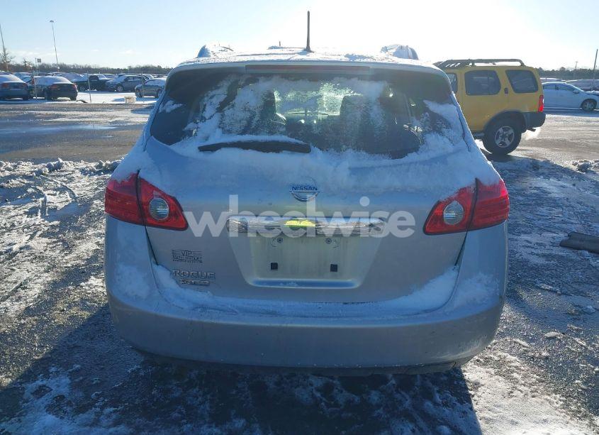 Photo 16 of 2015 Nissan Rogue SELECT S (VIN JN8AS5MT8FW661835)