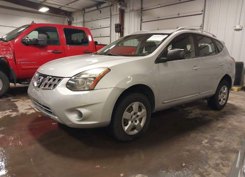Photo 2 of 2015 Nissan Rogue SELECT S (VIN JN8AS5MT8FW665903)