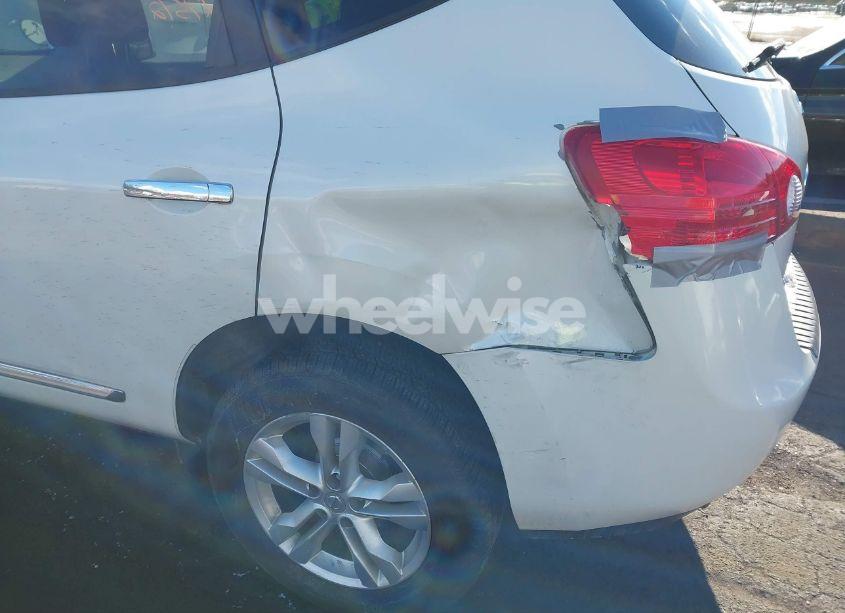 Photo 13 of 2015 Nissan Rogue SELECT S (VIN JN8AS5MT8FW668025)