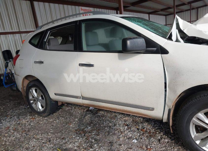 Photo 14 of 2015 Nissan Rogue SELECT S (VIN JN8AS5MT8FW670700)