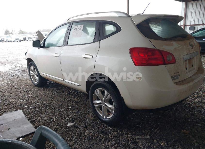 Photo 3 of 2015 Nissan Rogue SELECT S (VIN JN8AS5MT8FW670700)