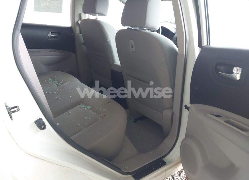 Photo 8 of 2015 Nissan Rogue SELECT S (VIN JN8AS5MT8FW670700)