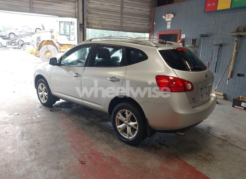 Photo 3 of 2010 Nissan Rogue SL (VIN JN8AS5MT9AW006009)