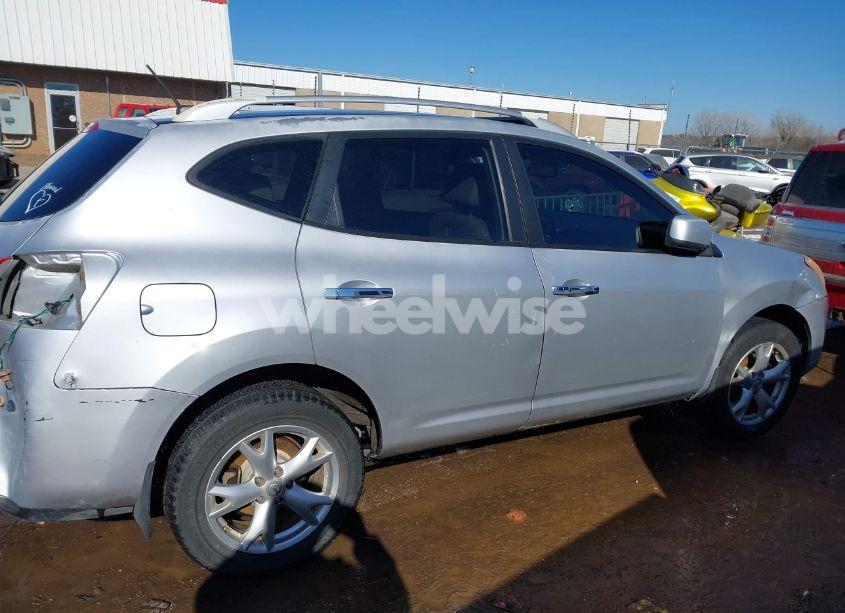 Photo 13 of 2010 Nissan Rogue SL (VIN JN8AS5MT9AW017947)