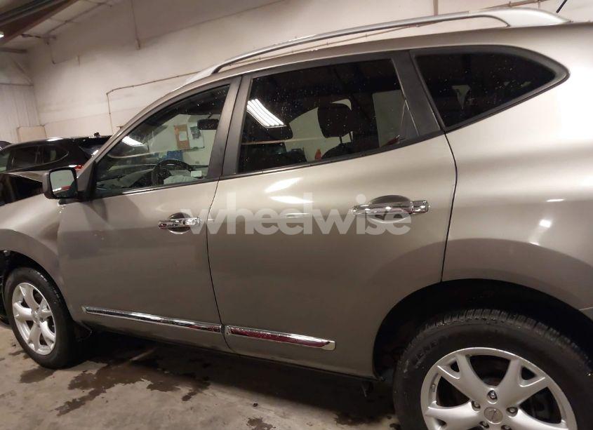 Photo 15 of 2011 Nissan Rogue SV (VIN JN8AS5MT9BW566632)