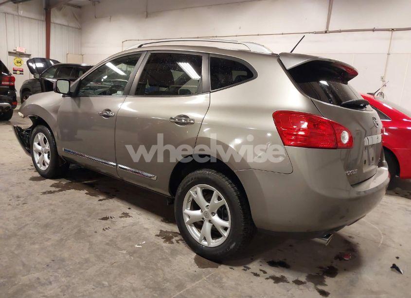 Photo 3 of 2011 Nissan Rogue SV (VIN JN8AS5MT9BW566632)