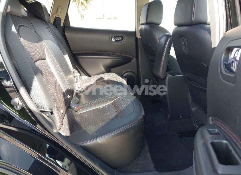 Photo 8 of 2011 Nissan Rogue SV (VIN JN8AS5MT9BW574391)