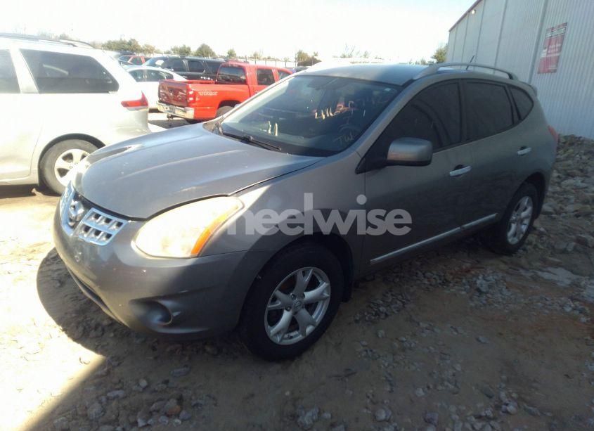 Photo 2 of 2011 Nissan Rogue SV (VIN JN8AS5MT9BW577422)