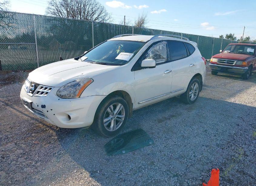 Photo 2 of 2012 Nissan Rogue SV (VIN JN8AS5MT9CW257602)