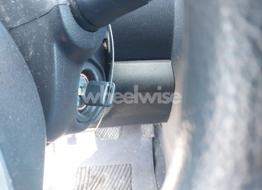 Photo 11 of 2013 Nissan Rogue S (VIN JN8AS5MT9DW034672)