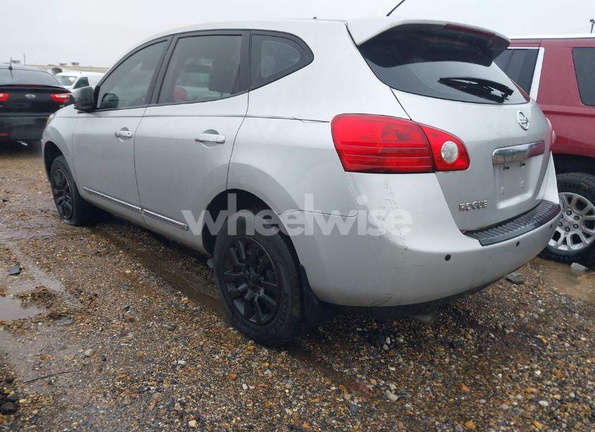 Photo 3 of 2013 Nissan Rogue S (VIN JN8AS5MT9DW034672)