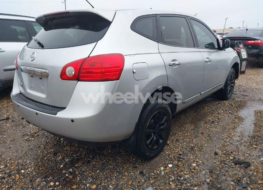 Photo 4 of 2013 Nissan Rogue S (VIN JN8AS5MT9DW034672)