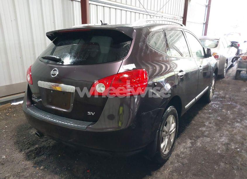 Photo 4 of 2013 Nissan Rogue SV (VIN JN8AS5MT9DW525310)