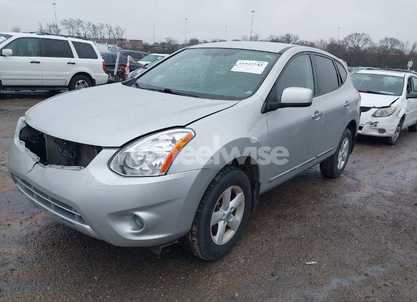 Photo 2 of 2013 Nissan Rogue S (VIN JN8AS5MT9DW540941)