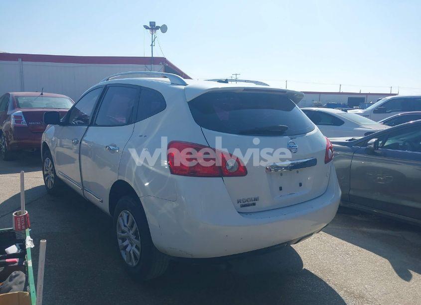 Photo 3 of 2014 Nissan Rogue SELECT S (VIN JN8AS5MT9EW621584)