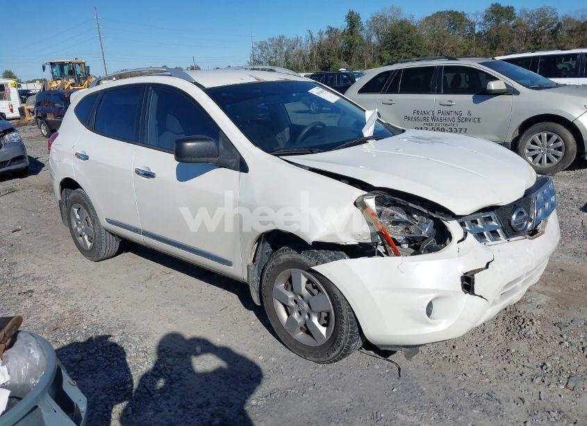 2014 Nissan Rogue SELECT S (VIN JN8AS5MT9EW623559) main photo