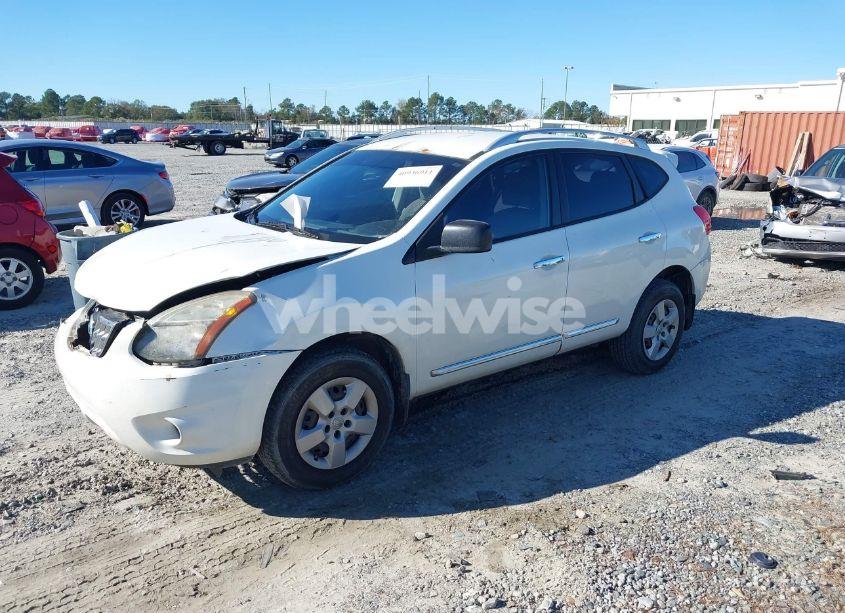 Photo 2 of 2014 Nissan Rogue SELECT S (VIN JN8AS5MT9EW623559)