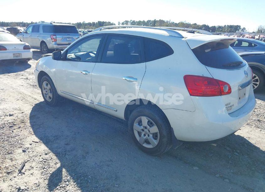 Photo 3 of 2014 Nissan Rogue SELECT S (VIN JN8AS5MT9EW623559)