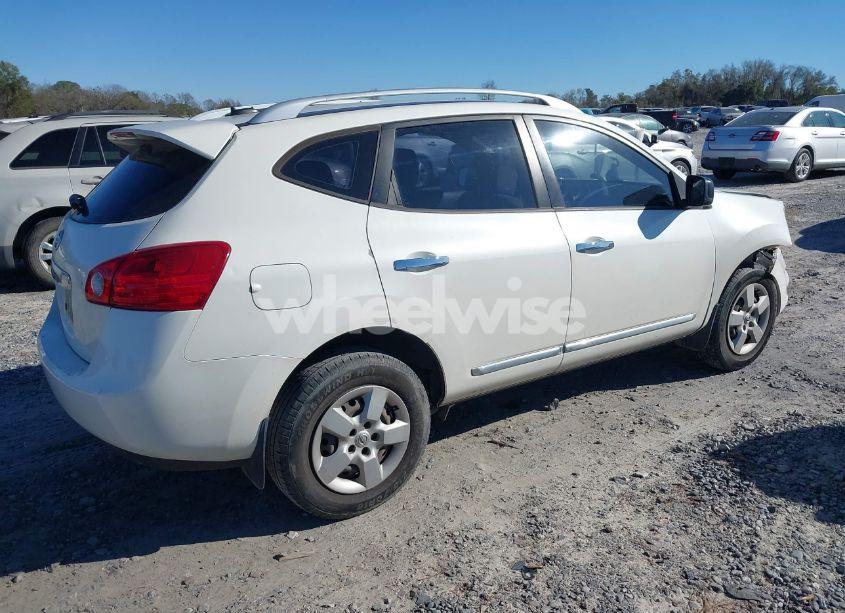 Photo 4 of 2014 Nissan Rogue SELECT S (VIN JN8AS5MT9EW623559)