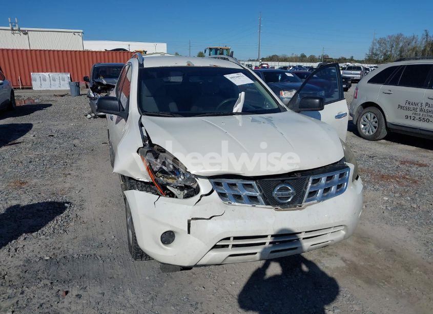 Photo 6 of 2014 Nissan Rogue SELECT S (VIN JN8AS5MT9EW623559)