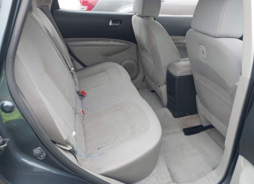 Photo 8 of 2015 Nissan Rogue SELECT S (VIN JN8AS5MT9FW163367)