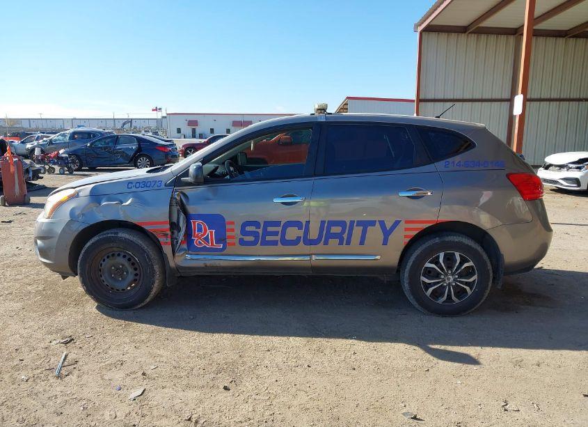 Photo 14 of 2015 Nissan Rogue SELECT S (VIN JN8AS5MT9FW650536)