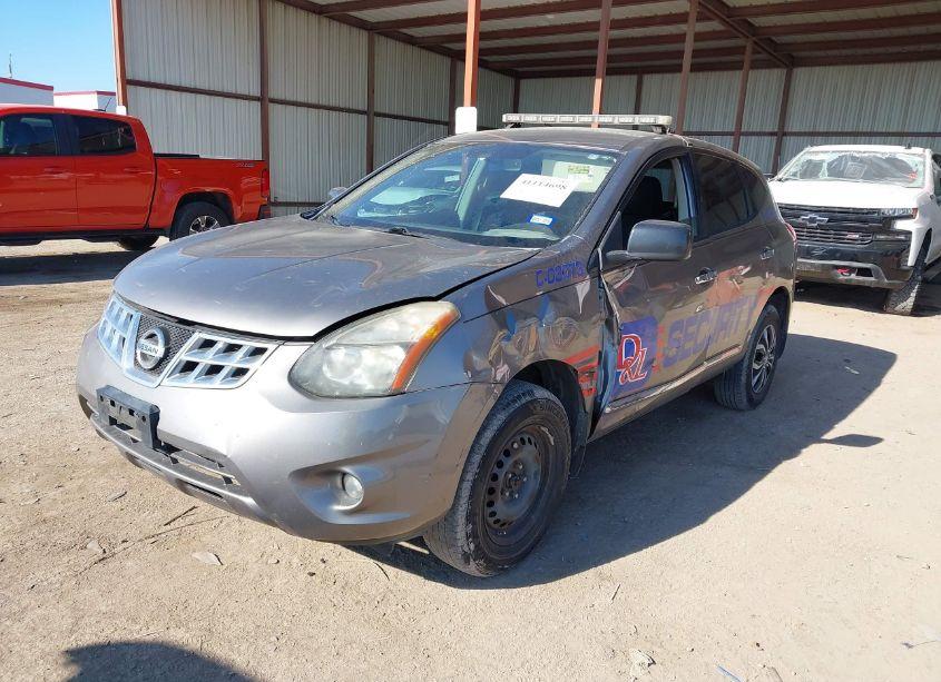 Photo 2 of 2015 Nissan Rogue SELECT S (VIN JN8AS5MT9FW650536)